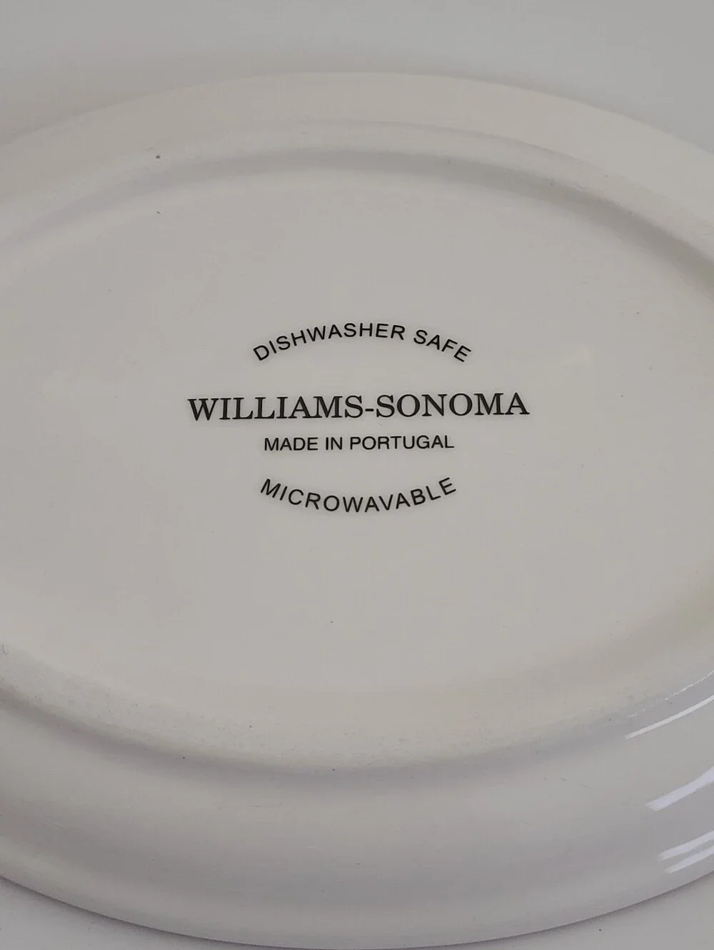 Williams-Sonoma White Ceramic Oval Plates Set Of 4